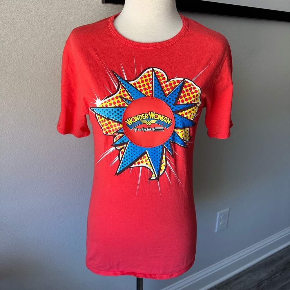 DC Comics -Wonder Woman -MAC Makeup -Tshirt